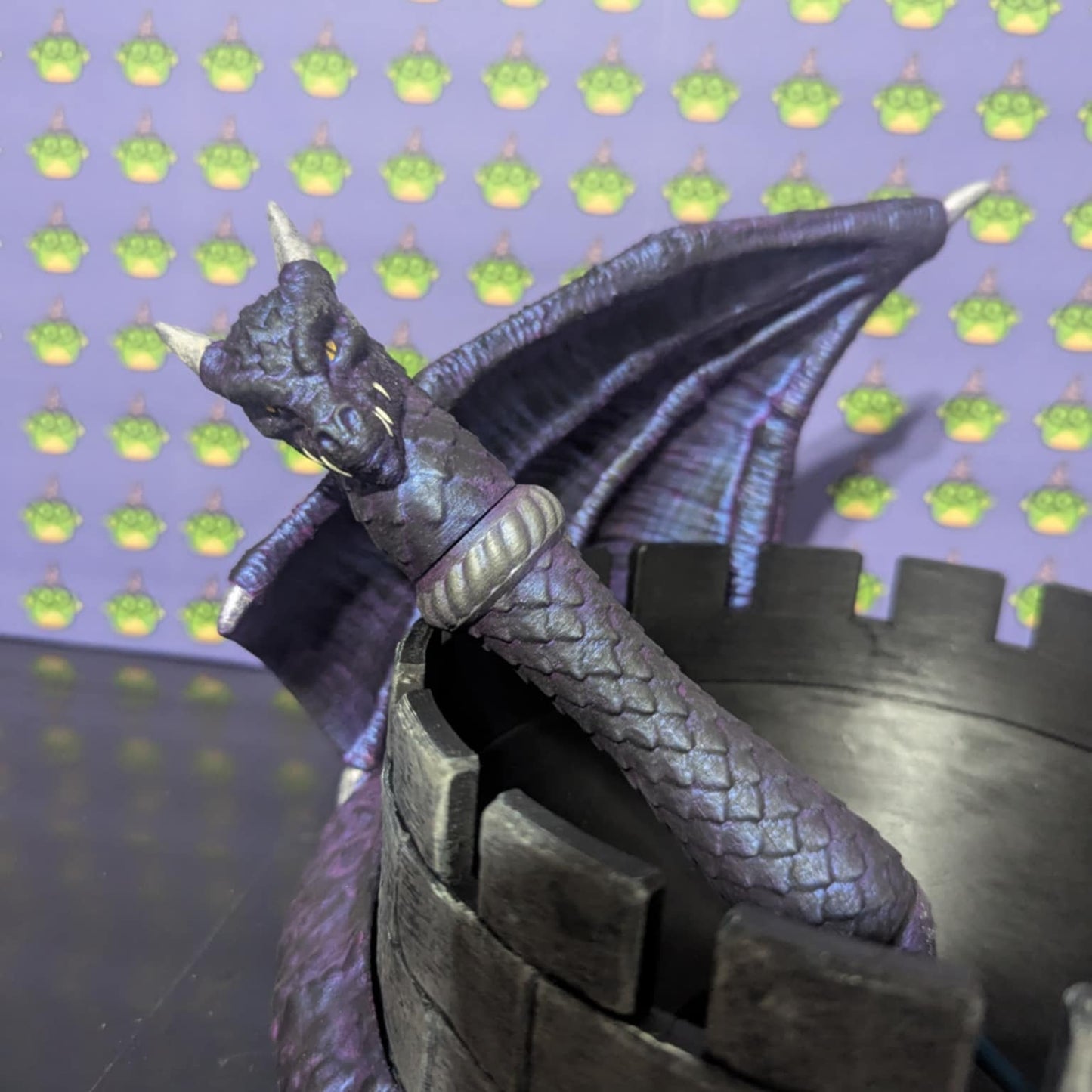 Yarn Keeper Yarn Bowl and 5mm Hook in Case