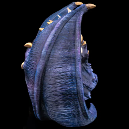 Dragon with Wings Book Nook